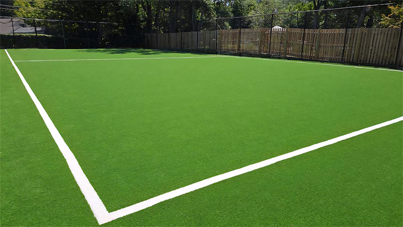 Bam_Backyard_Turf5_sm.jpg